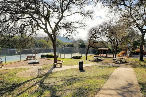 7211 Lakewood Drive Austin TX 78750