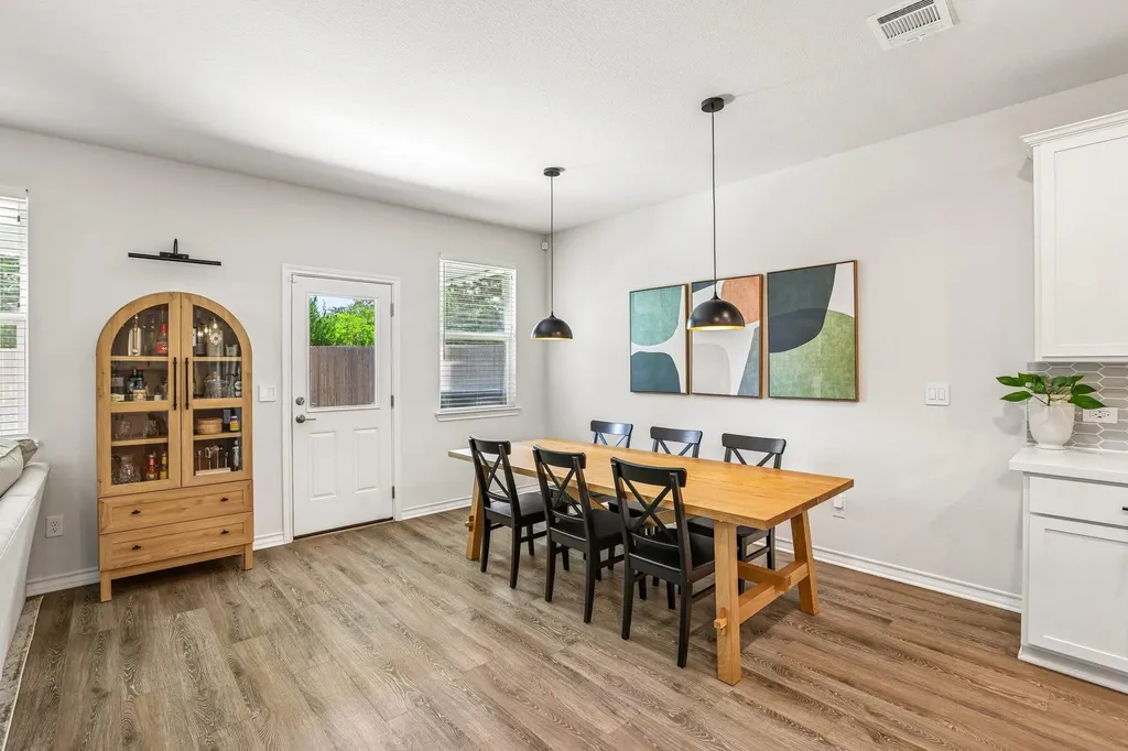 104 Terminus Trail Liberty Hill TX 78642