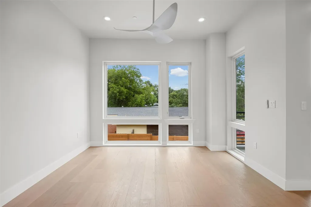 100 W Odell Street Austin TX 78752