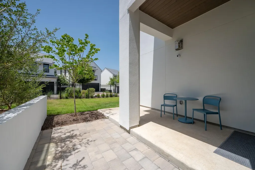 6702 Adeline Way Austin TX 78746