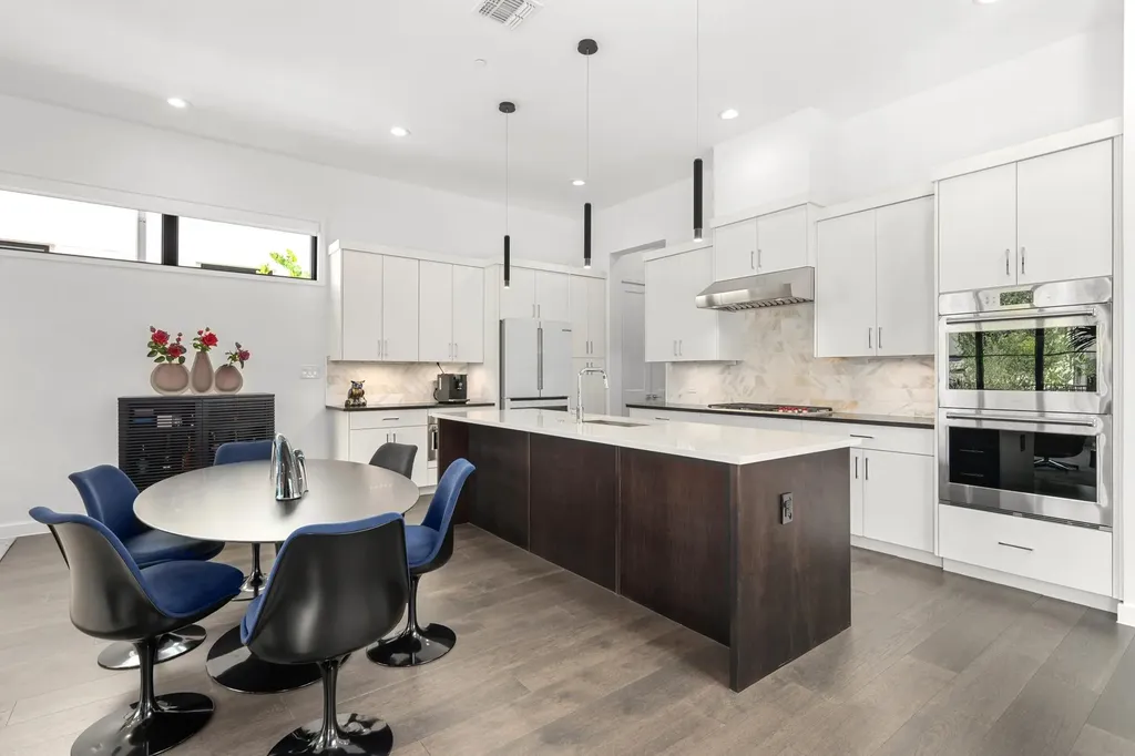 6702 Adeline Way Austin TX 78746