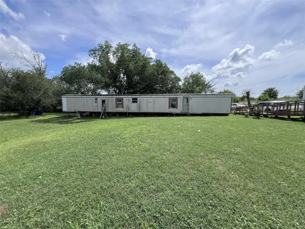 10001 Peterson Road Del Valle TX 78617