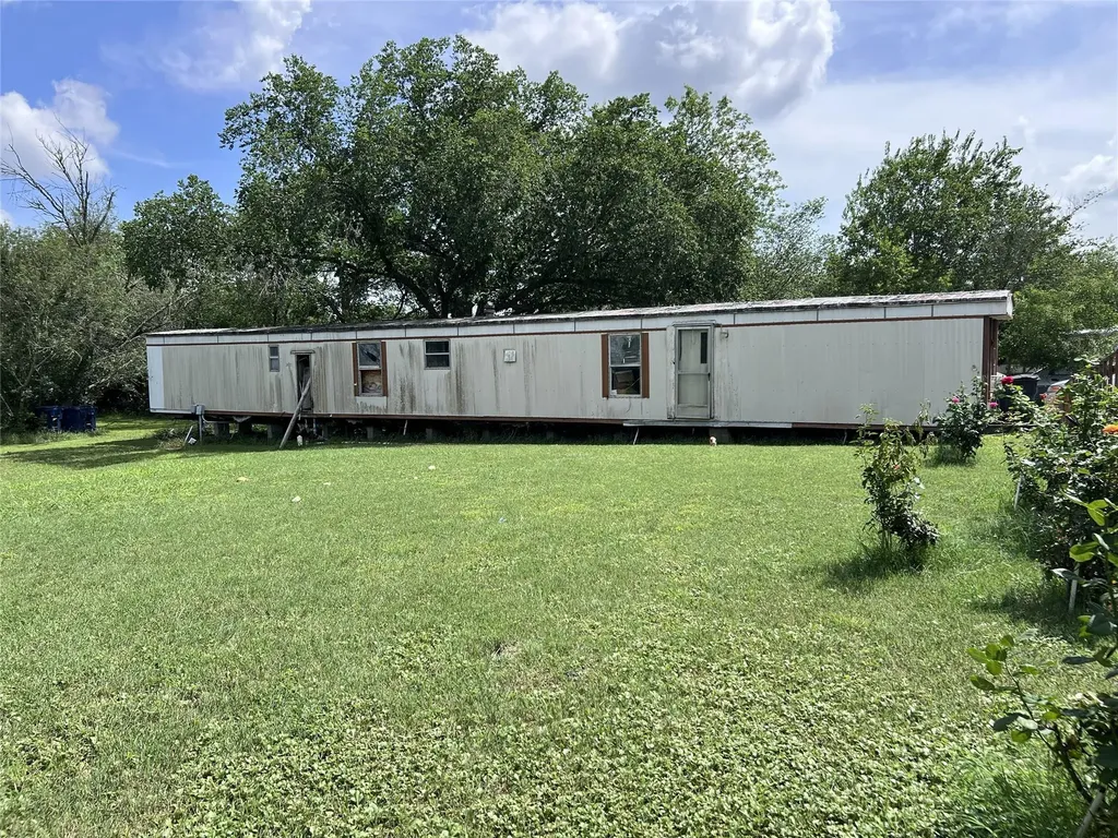 10001 Peterson Road Del Valle TX 78617