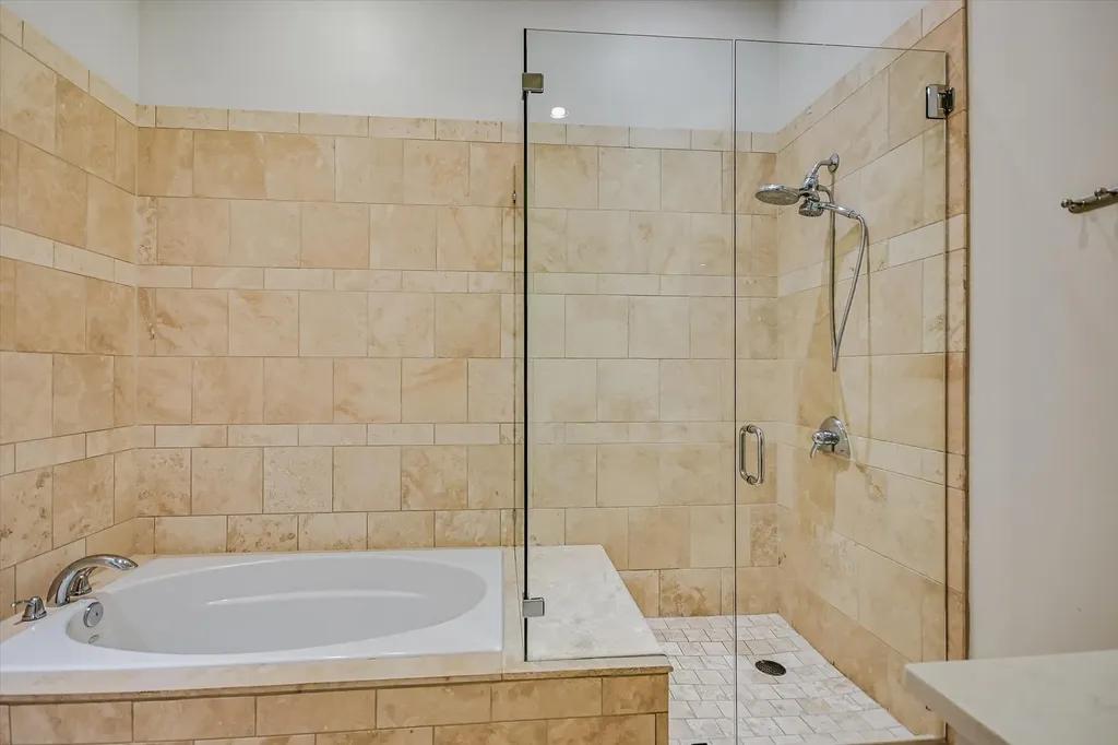 555 E 5th Street Austin TX 78701