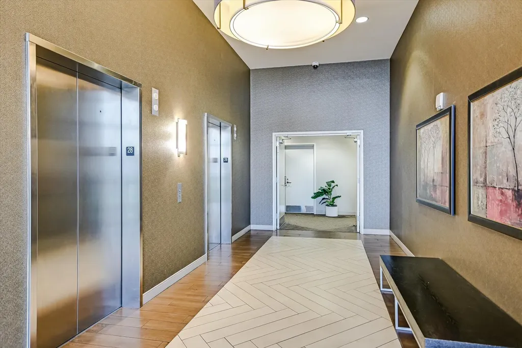 555 E 5th Street Austin TX 78701