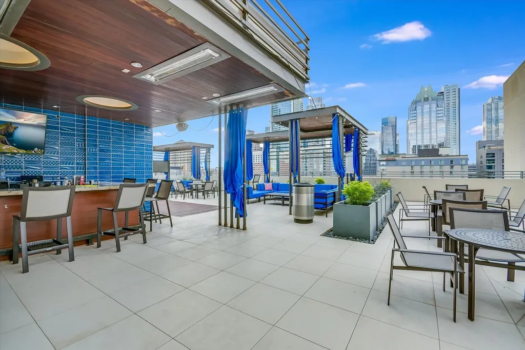555 E 5th Street Austin TX 78701