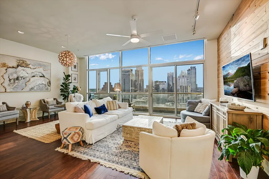 555 E 5th Street Austin TX 78701