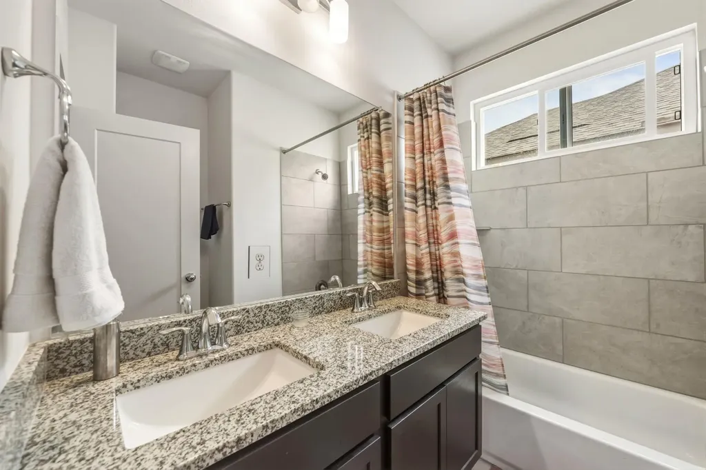 1531 N Red Bud Lane Round Rock TX 78665