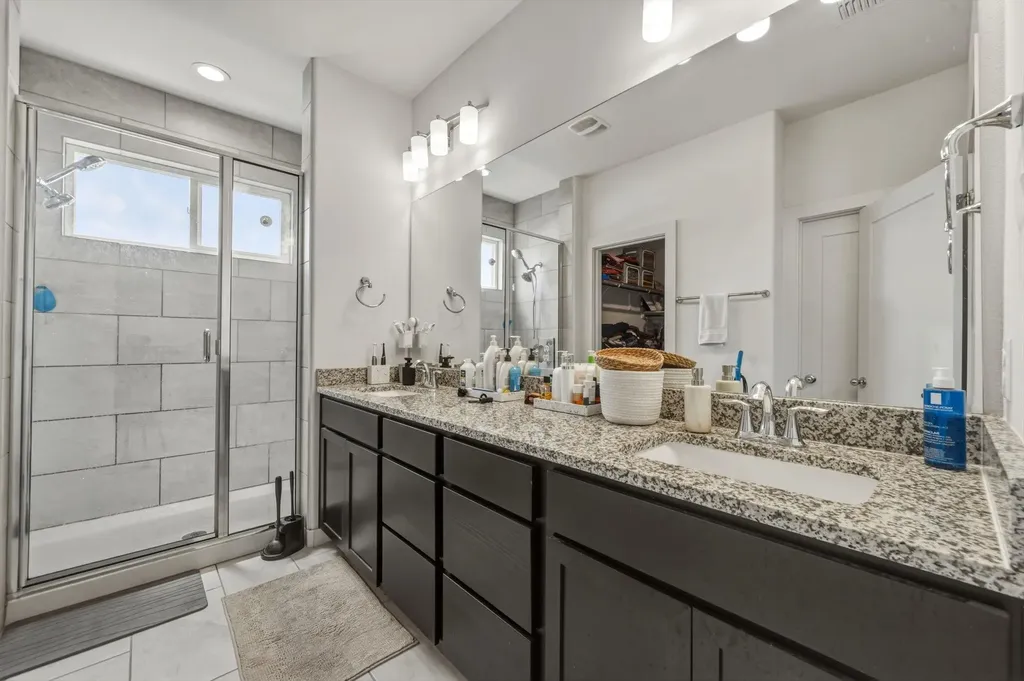 1531 N Red Bud Lane Round Rock TX 78665