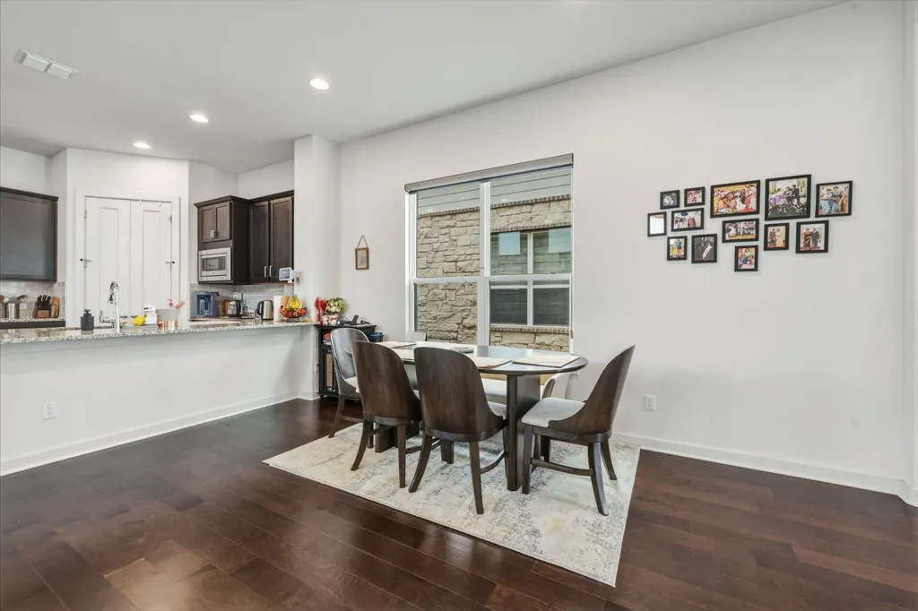 1531 N Red Bud Lane Round Rock TX 78665