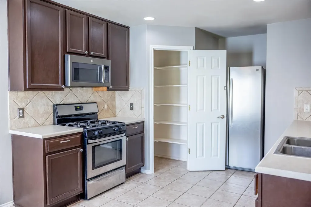 3931 Bonnie Lane Round Rock TX 78665