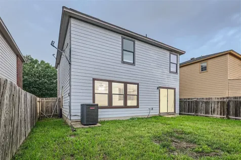 5521 SE Victory Gallop Drive Del Valle TX 78617