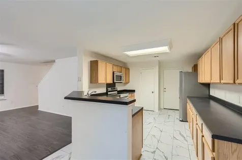 5521 SE Victory Gallop Drive Del Valle TX 78617