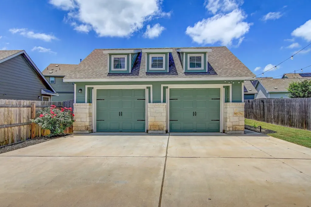 1449 Weatherford Lane Leander TX 78641