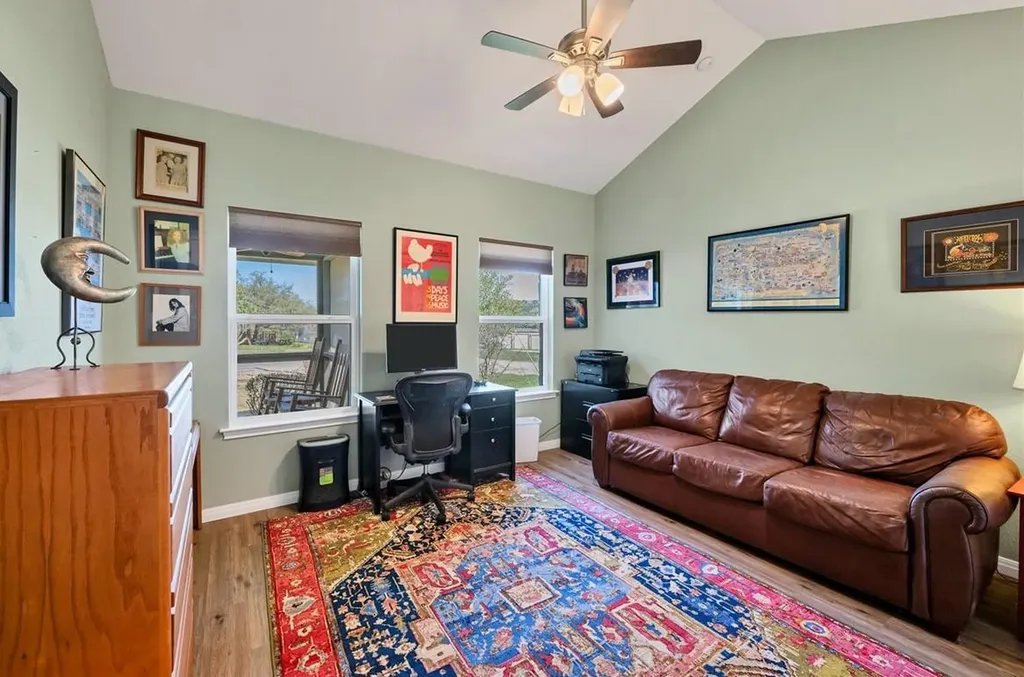 10500 W Lakeview Drive Jonestown TX 78645