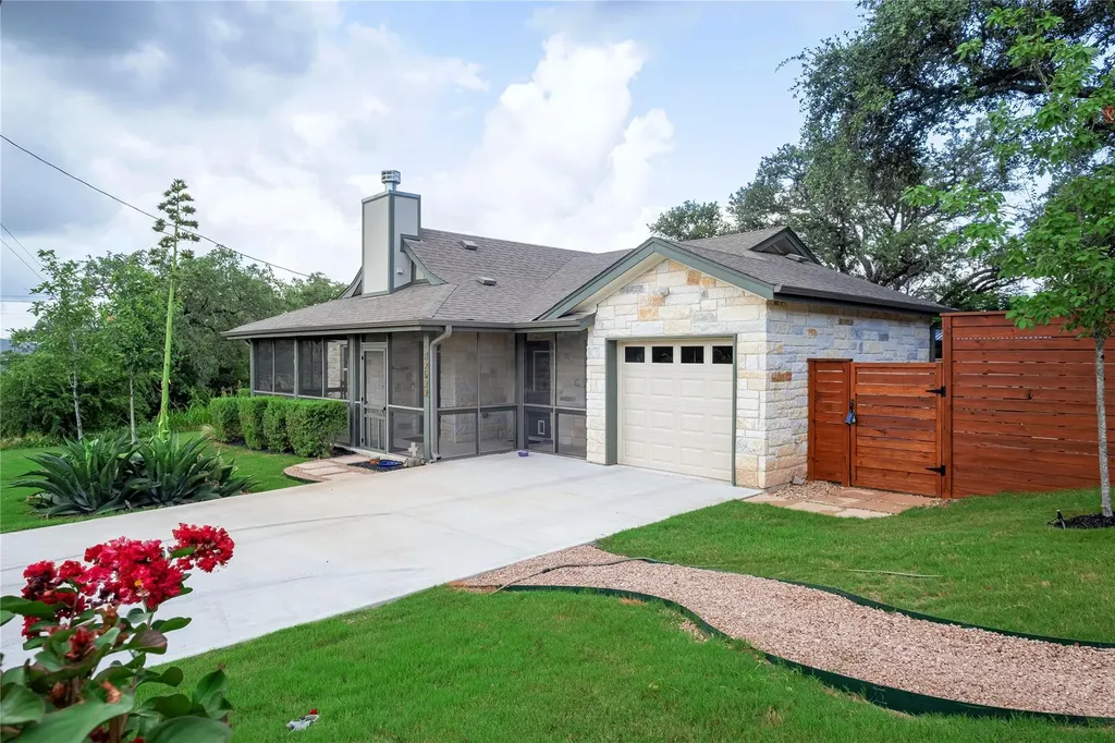 10500 W Lakeview Drive Jonestown TX 78645