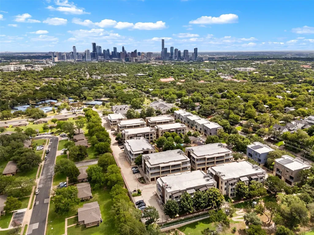 2804 Treble Lane Austin TX 78704