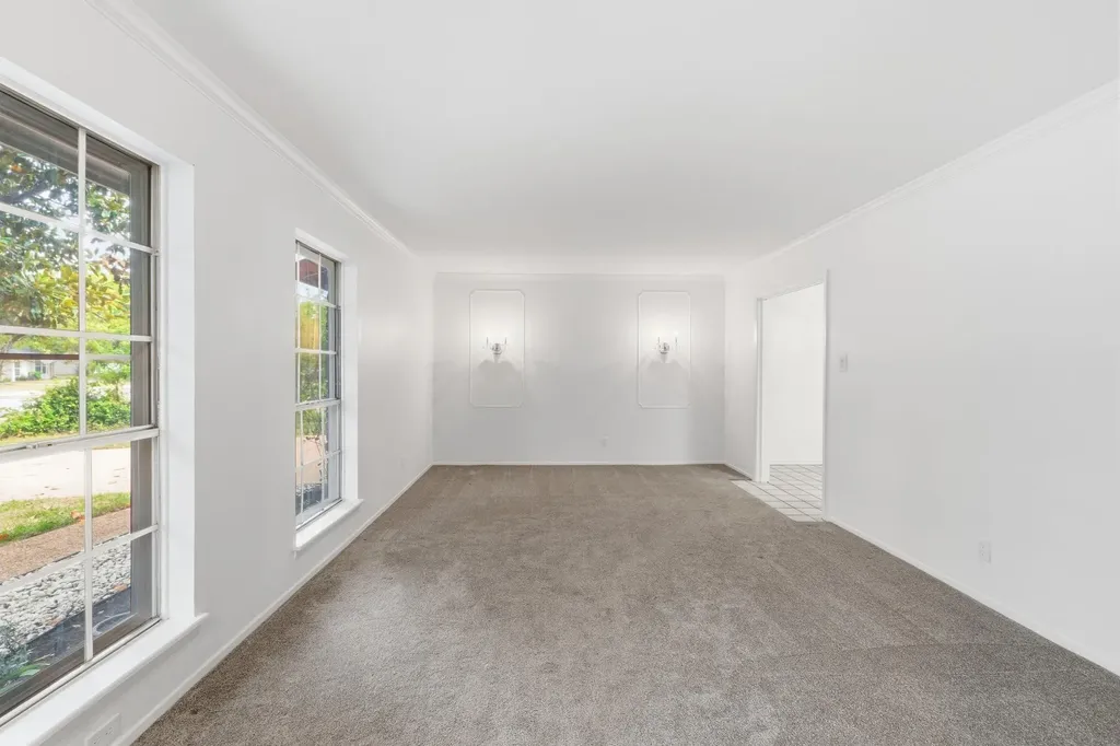 5907 Thames Drive Austin TX 78723