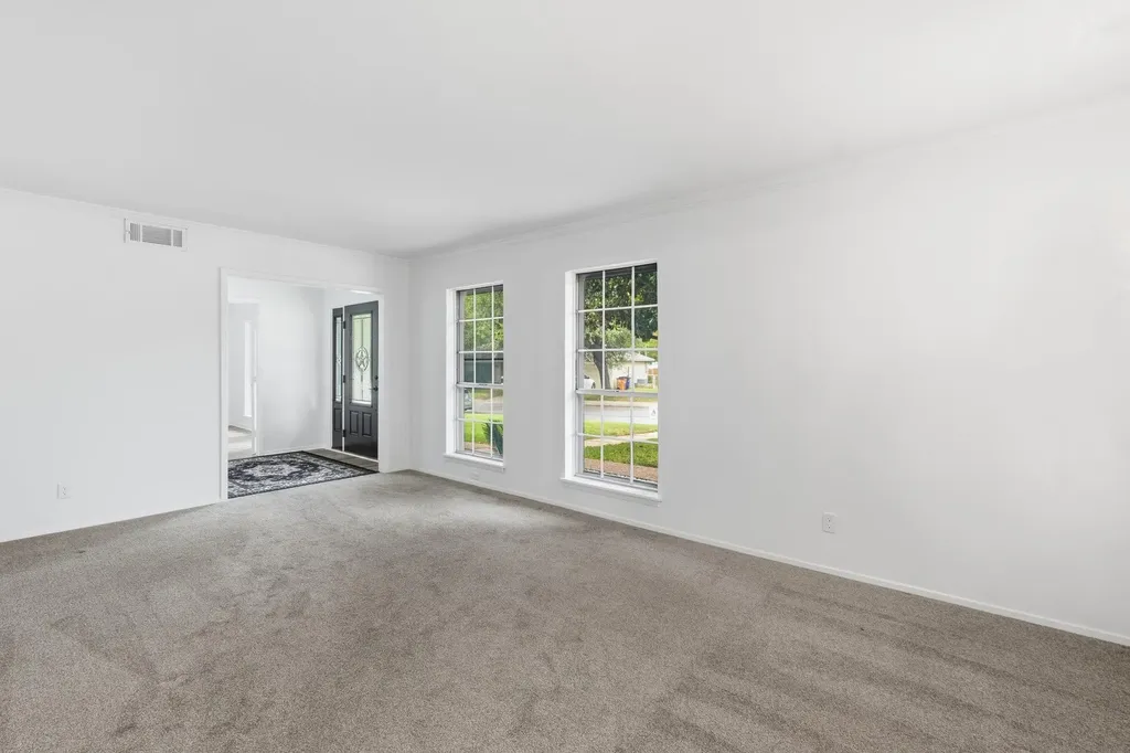 5907 Thames Drive Austin TX 78723