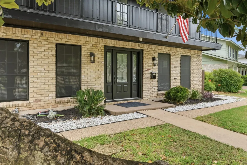 5907 Thames Drive Austin TX 78723