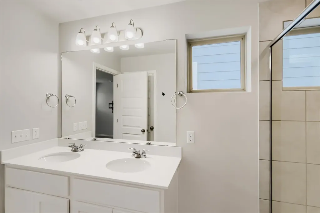 1728 Artesian Springs Crossing Leander TX 78641