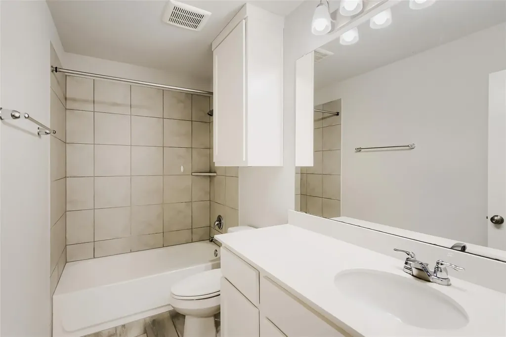 1728 Artesian Springs Crossing Leander TX 78641