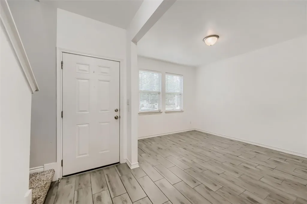 1728 Artesian Springs Crossing Leander TX 78641