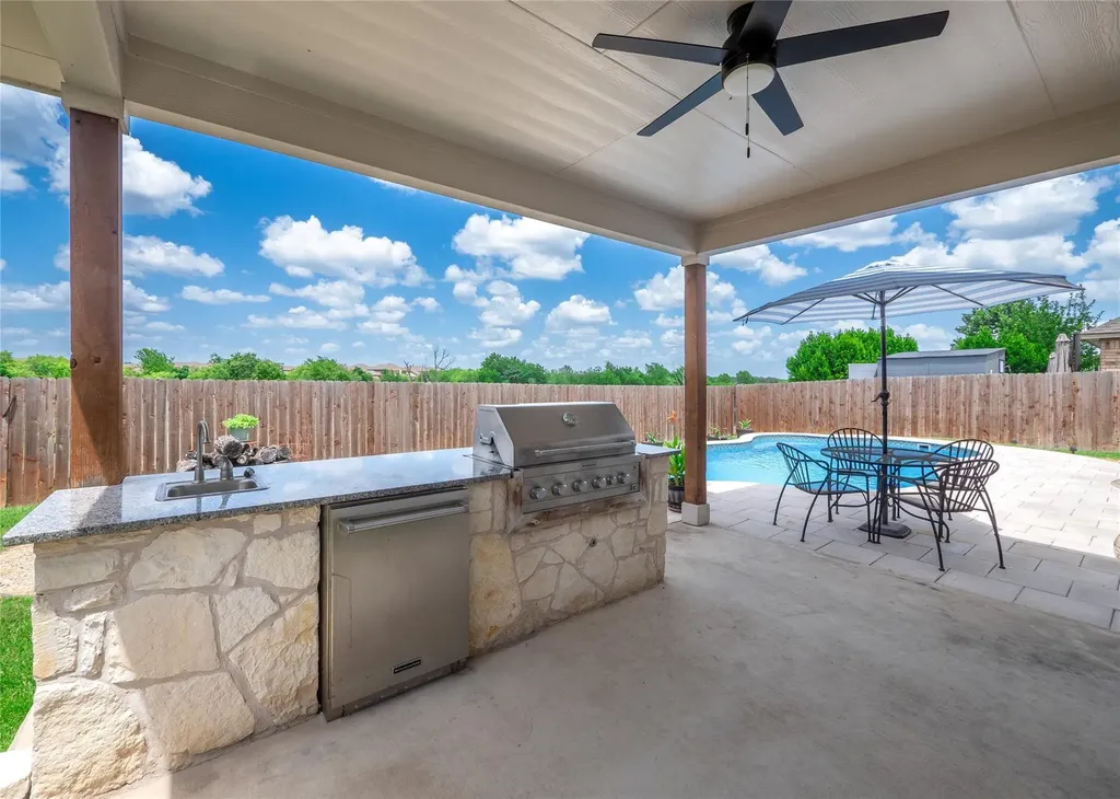 624 Clear Springs Hollow Buda TX 78610