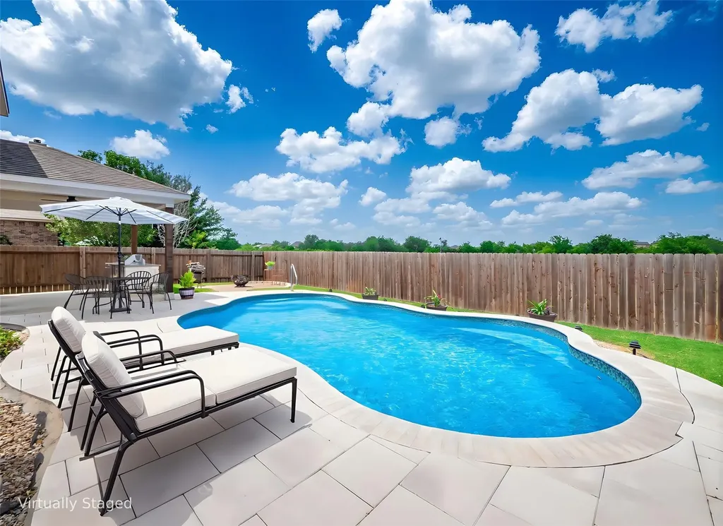 624 Clear Springs Hollow Buda TX 78610