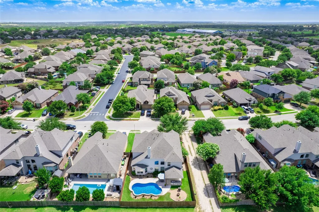 624 Clear Springs Hollow Buda TX 78610