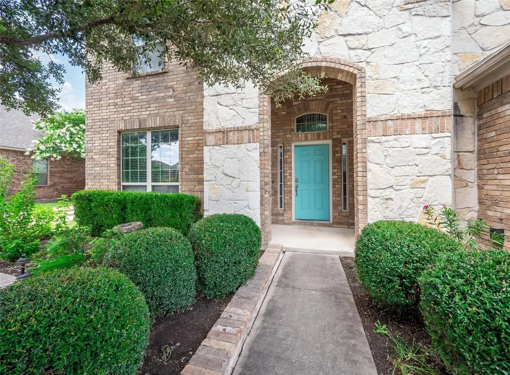 624 Clear Springs Hollow Buda TX 78610