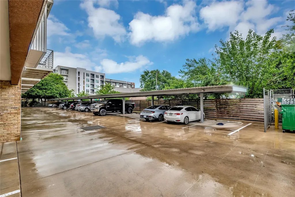 2124 E 6th Street Austin TX 78702