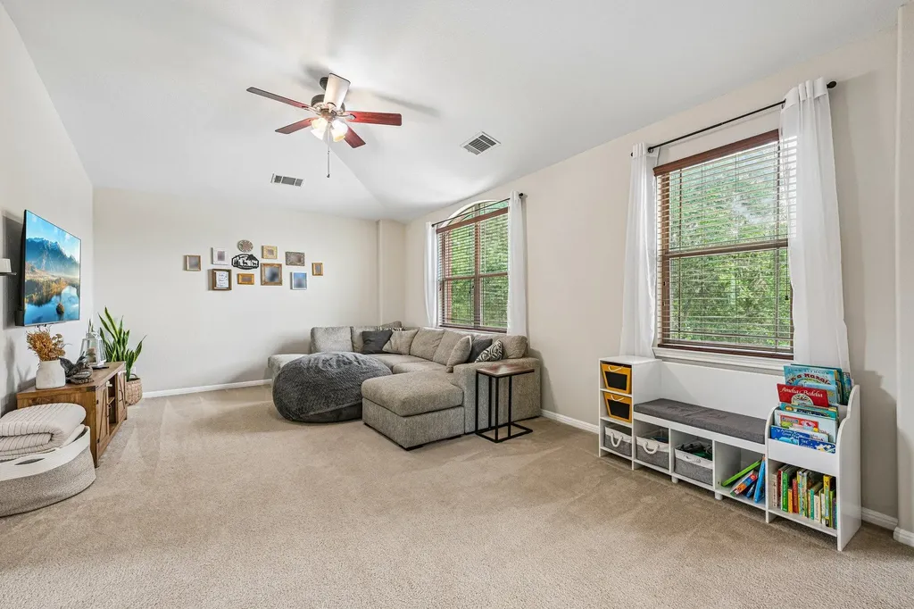 197 Bloomsbury Drive Kyle TX 78640