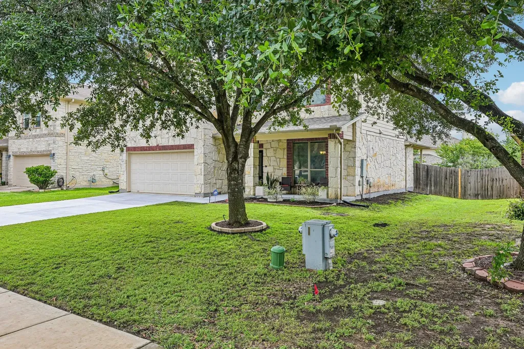 197 Bloomsbury Drive Kyle TX 78640