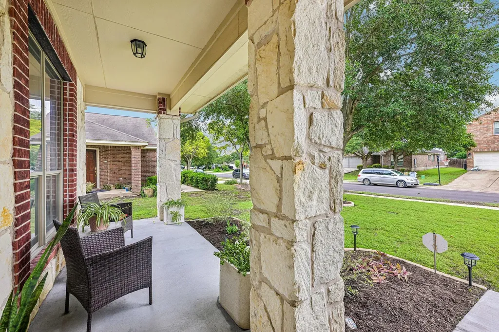 197 Bloomsbury Drive Kyle TX 78640