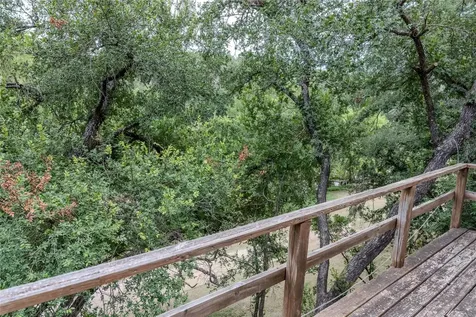 2212 N River Road Lampasas TX 76550