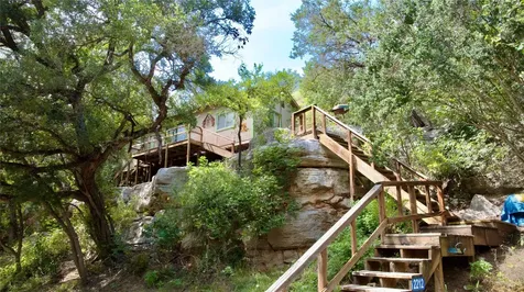 2212 N River Road Lampasas TX 76550
