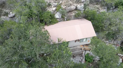 2212 N River Road Lampasas TX 76550
