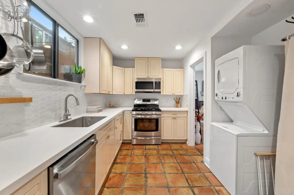 606 W Lynn Street Austin TX 78703