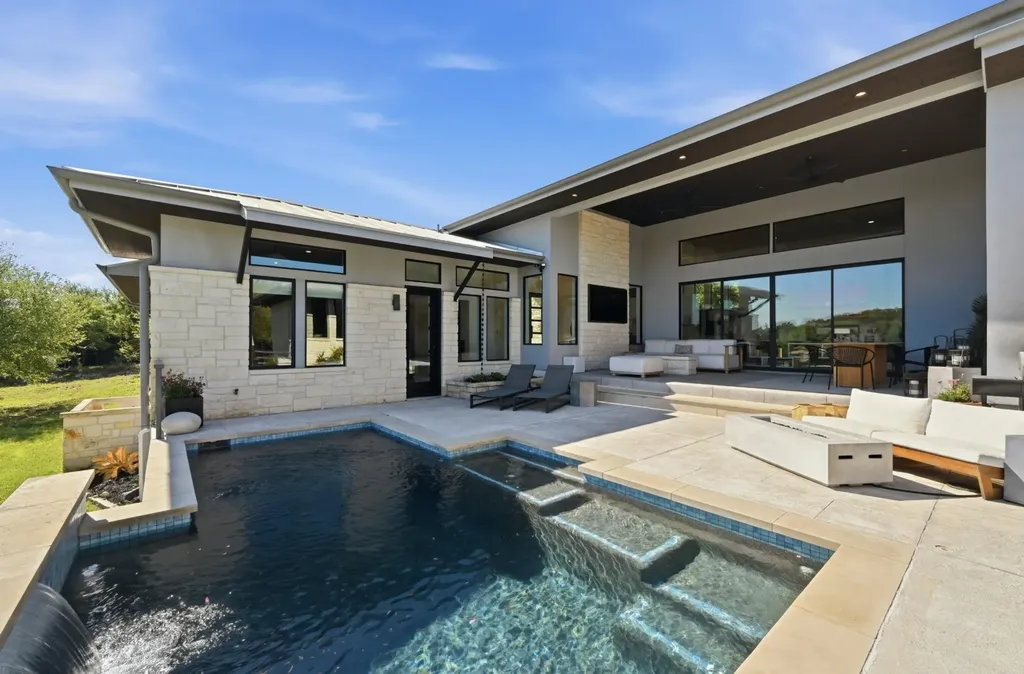 4608 Vista Estates Court Spicewood TX 78669