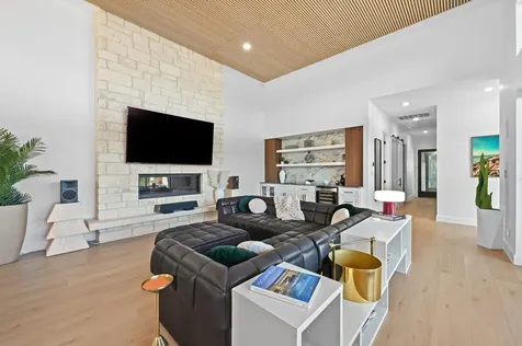 4608 Vista Estates Court Spicewood TX 78669