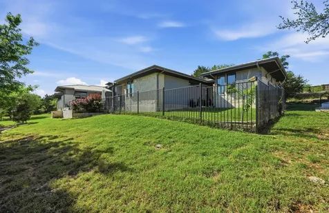 4608 Vista Estates Court Spicewood TX 78669