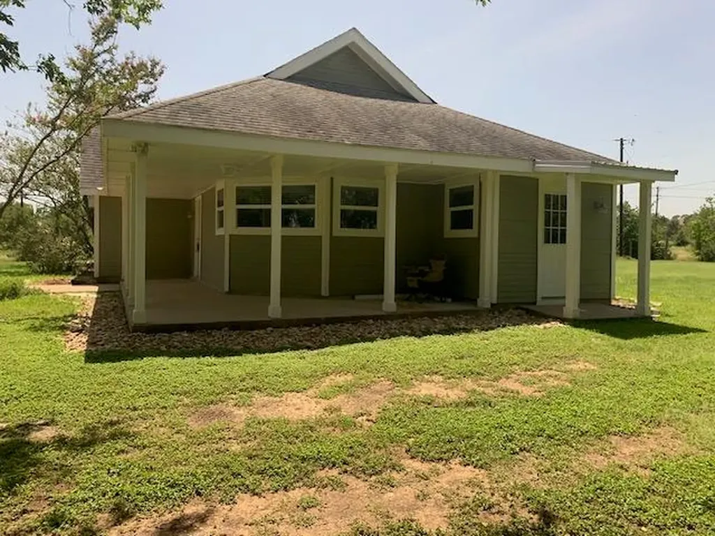 1501 & 1503 N Burleson Street Kyle TX 78640