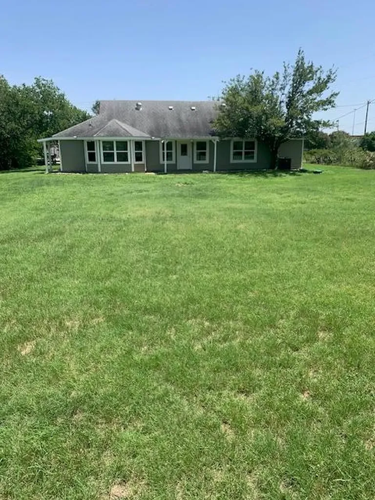 1501 & 1503 N Burleson Street Kyle TX 78640