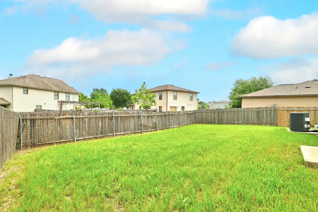 6800 Baythorne Drive Austin TX 78747