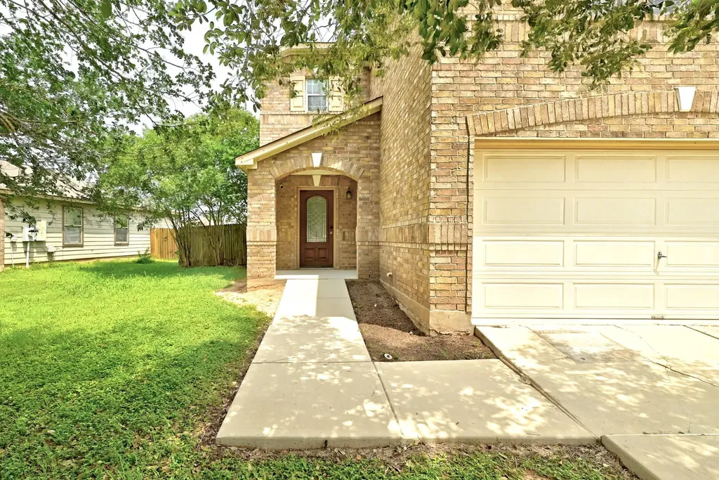 6800 Baythorne Drive Austin TX 78747