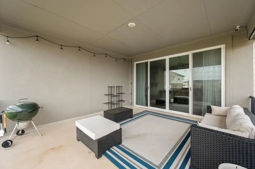 1621 Weavers Bend Georgetown TX 78628
