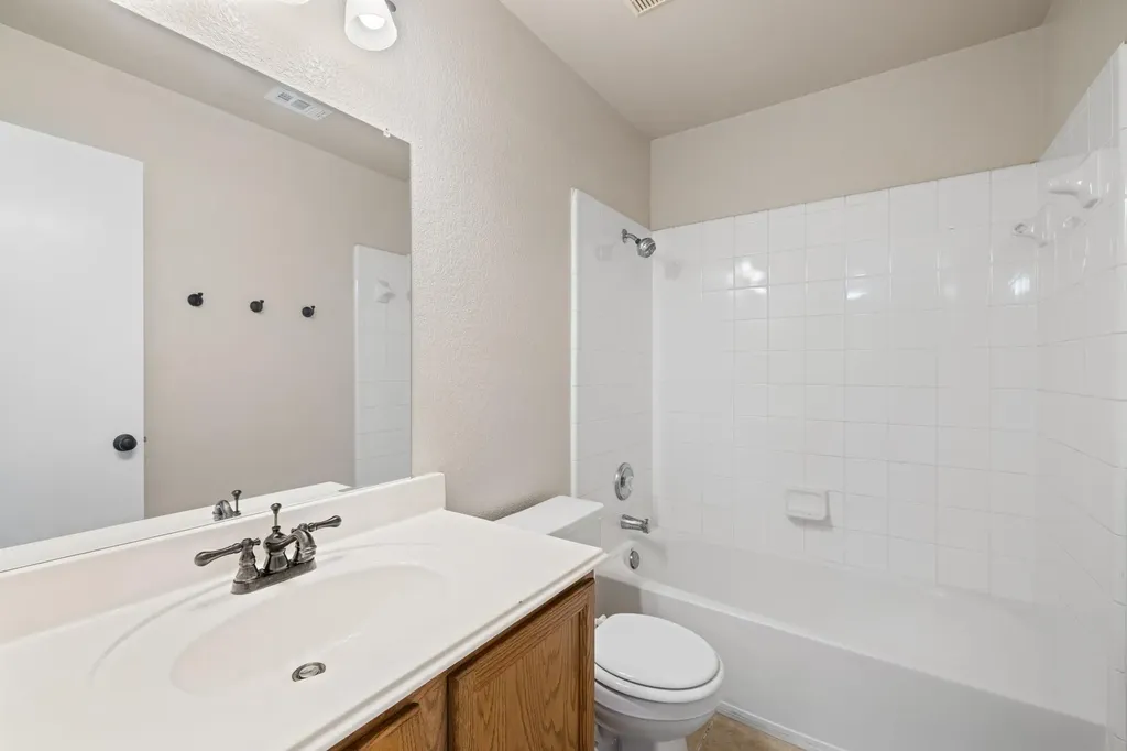 1421 Newbury Street Georgetown TX 78626