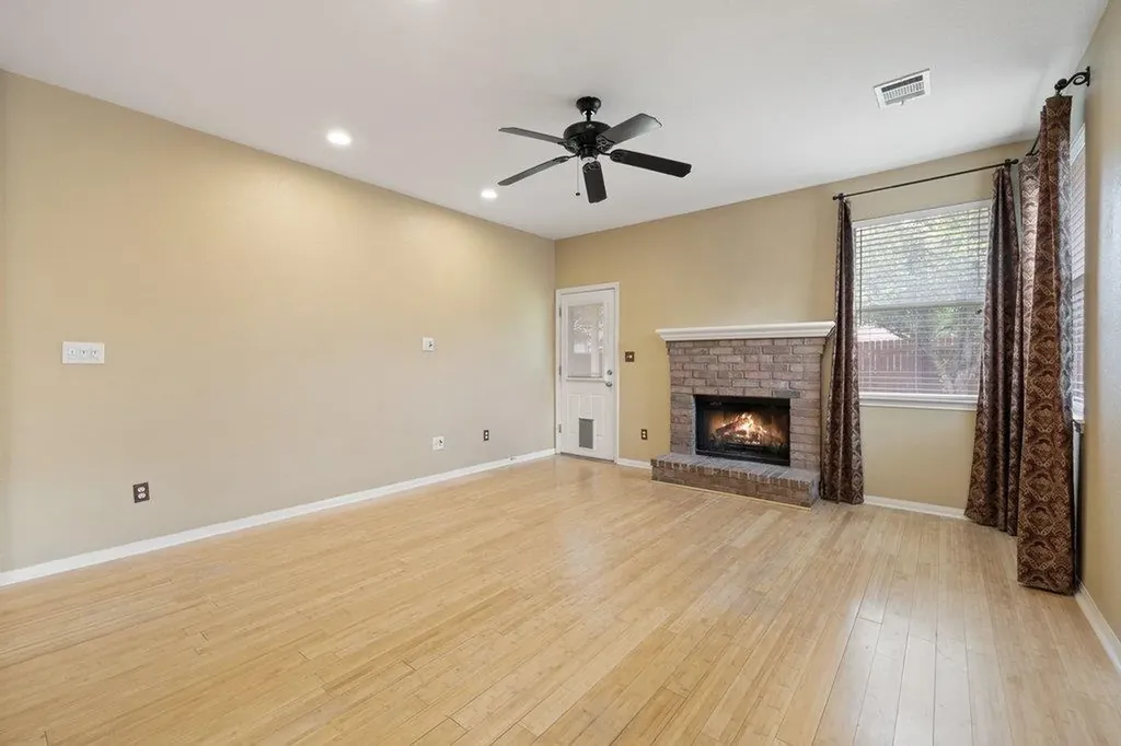 347 Spring Drive Kyle TX 78640