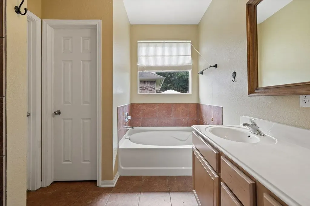 347 Spring Drive Kyle TX 78640